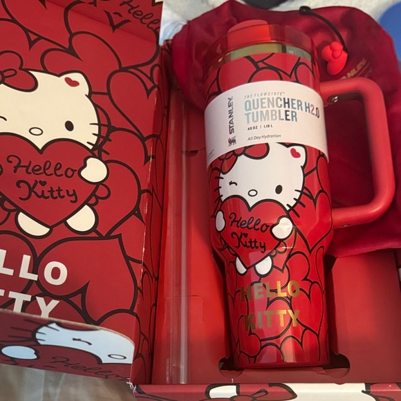 Stanley Red Hello Kitty Tumbler - Picture 1 of 11
